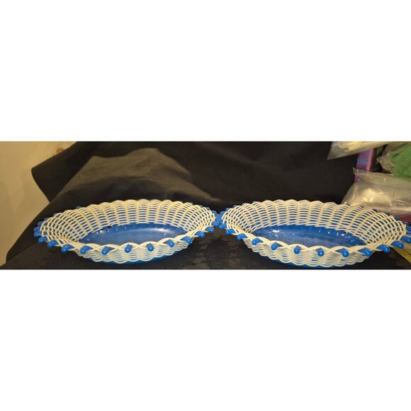 2 Blue White Woven Plastic Serving Baskets 60s MCM Atomic Star - Picture 4 of 10